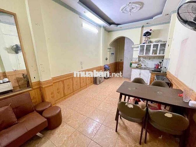 bán nhà cầu Bươu diện tích. 71.1.m2 . nhà cũ. giá 10.5 tỷ