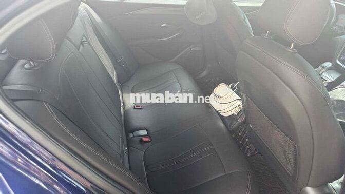 VinFast Lux A2.0 2020 2.0 AT - 100000 km