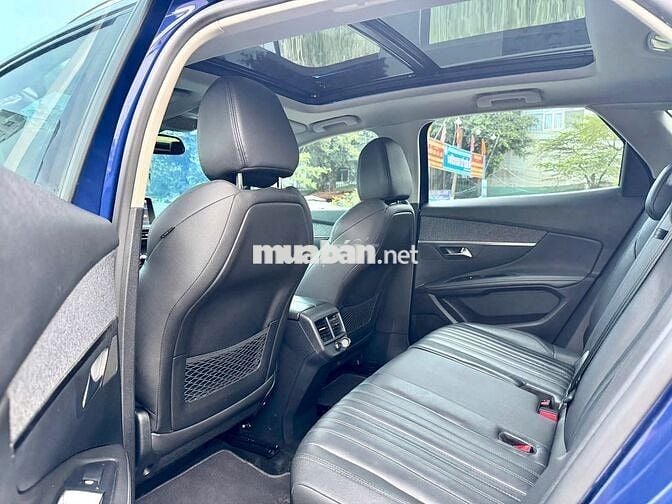 Peugeot 3008 ĐKi 2022 Allure Xanh 21.000 km