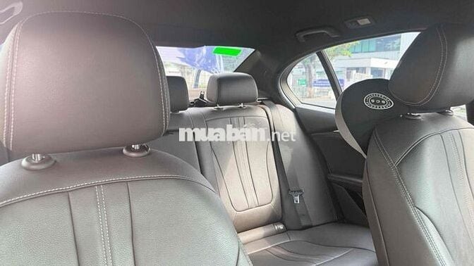 VinFast Lux A2.0 2020 2.0 AT - 100000 km