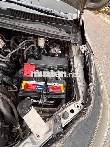 Toyota Innova 2019 2.0E - 115000 km