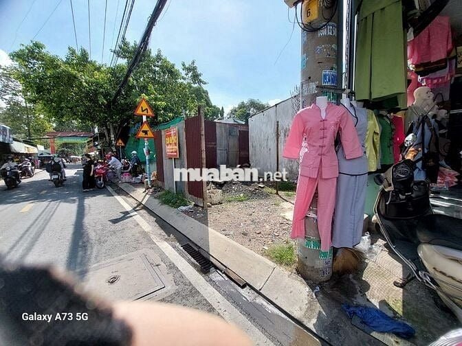 Bán nhà MẶT TIỀN  cổng CHÙA HOẰNG PHẮP giá CỰC RẺ