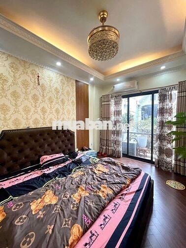 Nhà đẹp Khương Hạ 40m² – Ba gác đỗ cửa – 25m ra ô tô –Ở ngay không sửa