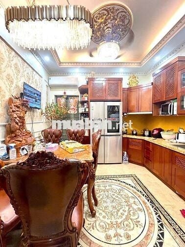 Nhà đẹp Khương Hạ 40m² – Ba gác đỗ cửa – 25m ra ô tô –Ở ngay không sửa