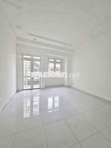 Nhà Hẻm Tân Hoà Đông (5x10m) 1 Lầu 2 Phòng - Hẻm Xe Hơi