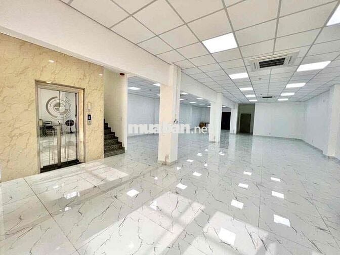Cho thuê VP 160m2 Đồng Đen phù hợp làm showroom, văn phòng đại diện