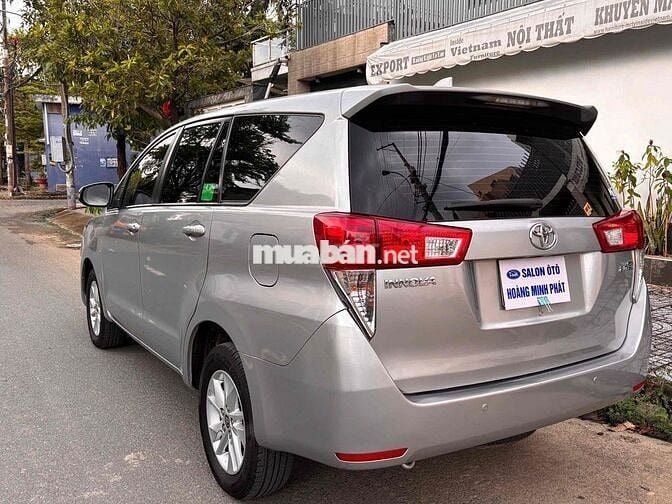 Toyota Innova 2019 2.0E - 115000 km