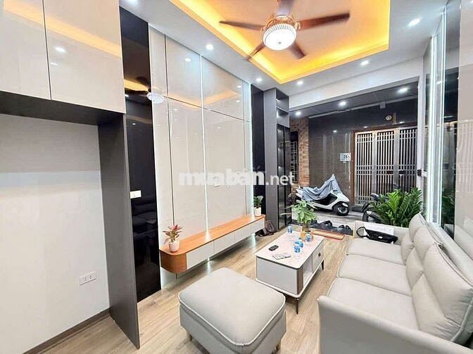 Bán nhà chính chủ Quan Nhân, 28m2 ngõ thông chỉ 7.3 tỷ!