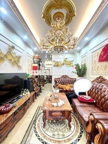 Nhà đẹp Khương Hạ 40m² – Ba gác đỗ cửa – 25m ra ô tô –Ở ngay không sửa