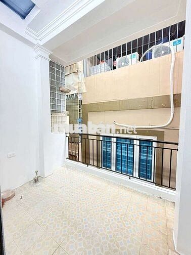 Bán nhà chính chủ Quan Nhân, 28m2 ngõ thông chỉ 7.3 tỷ!