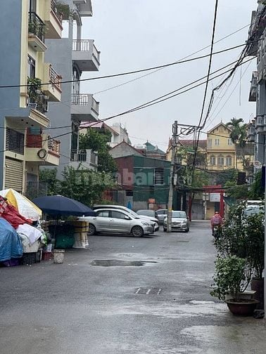 Nhỉnh 6 đồng có ngay nhà Mới 5 tầng View Hồ  cực đẹp cực mát Khu vực B