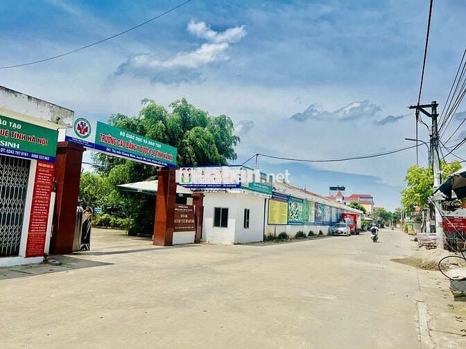 ✅✅Bán Nhà 52m2 Tổ 9 TT Quang Minh – Ô Tô Đỗ Cửa – Khu Dân Cư Đông Đúc