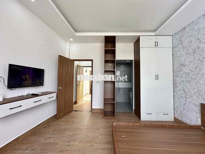 CĂN HỌP TÁCH BẾP CÓ CỬA SỔ GẦN QUẬN 1 QUẬN 3 NGAY TRUNG TÂM TÂN BÌNH