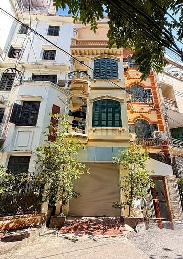 Bán nhà phân lô Hoàng Cầu 63m2,oto tránh,2thoáng,kinh doanh, 26.5tỷ. 