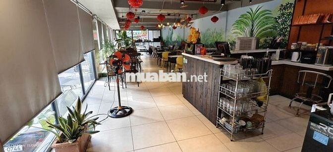 Mặt bằng 3 mặt tiền 200m2 mới-xịn Bạch Đằng (gần bv175, chợ, sân bay)