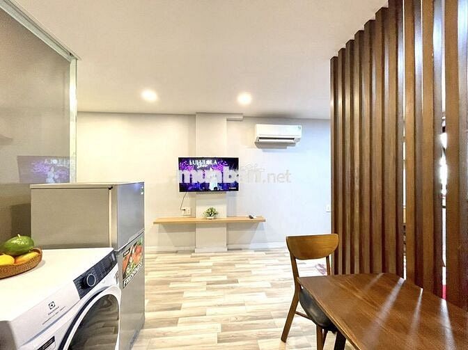 Căn Hộ 1 Phòng Ngủ Tách Bếp Sang Trong Gần Bệnh Viện Hoàn Mỹ