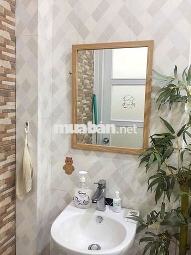 Cho thuê nhà nguyên căn trệt 2 lầu Quang Trung P.11 giá 15tr/tháng TL