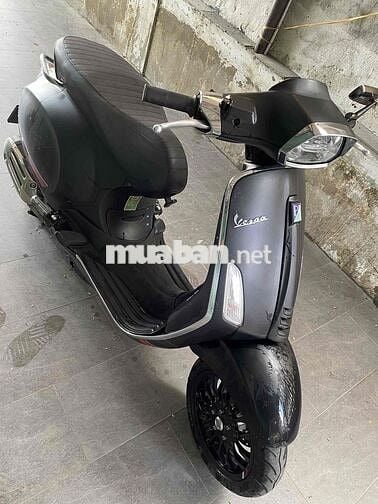 cần ra đi xe vespa sprint 2022