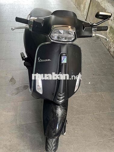 cần ra đi xe vespa sprint 2022