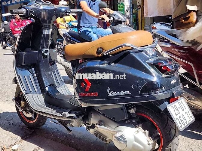 Hàng Hiếm Vespa S đèn vuông 150cc