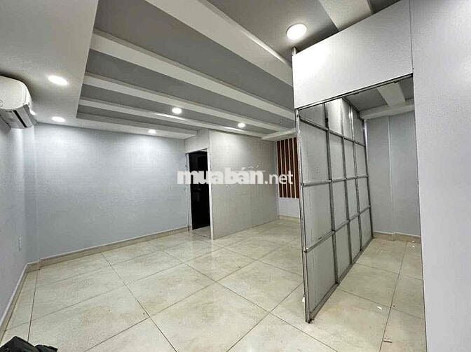 MBKD hoặc VP rộng ở Tô Hiến Thành Q10 - Lối đi riêng, WC riêng có ML