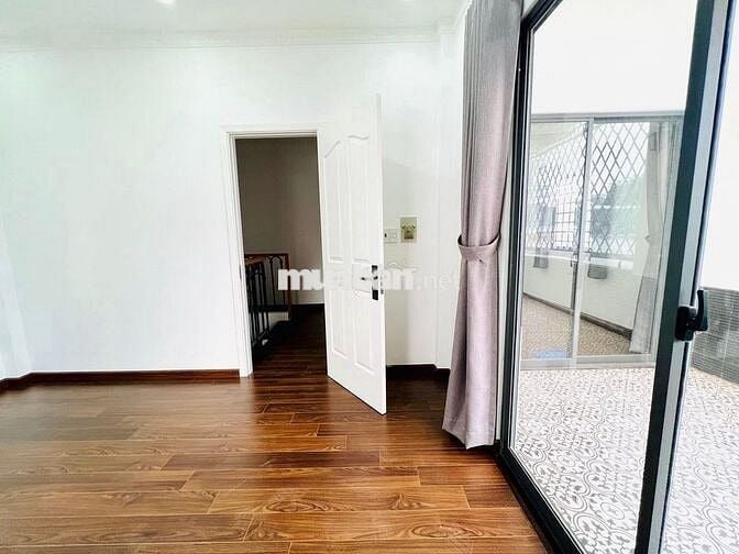 Nhà đẹp😍 Tân Định Q1 – 2 lầu, 4 phòng, phù hợp văn phòng & kinh doanh