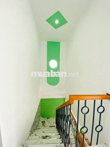 Bá  căn nhà 1 trệt 1 lầu( mới toanh ) ở Tân An Hội 125m2 SHR giá 910TR