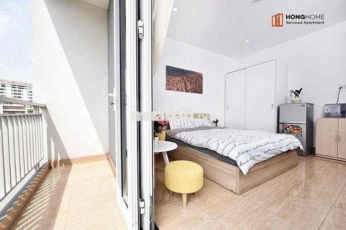 CHO THUÊ CĂN HỘ STUDIO QUẬN 1, BAN CÔNG, TẠI HOÀNG SA, THẢO CẦM VIÊN