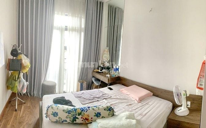 Bán nhà 2 lầu 58m2 tặng nội thất gần MT Phạm Thế Hiển P.4 Quận 8