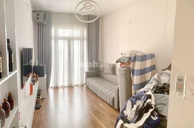 Bán nhà 2 lầu 58m2 tặng nội thất gần MT Phạm Thế Hiển P.4 Quận 8