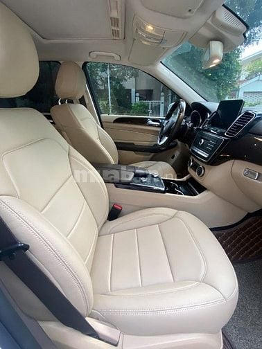 Bán xe Mercedes GLE400, SX 2016, nhập Mỹ, biển số TP.HCM, màu trắng