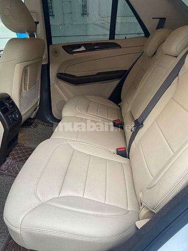 Bán xe Mercedes GLE400, SX 2016, nhập Mỹ, biển số TP.HCM, màu trắng