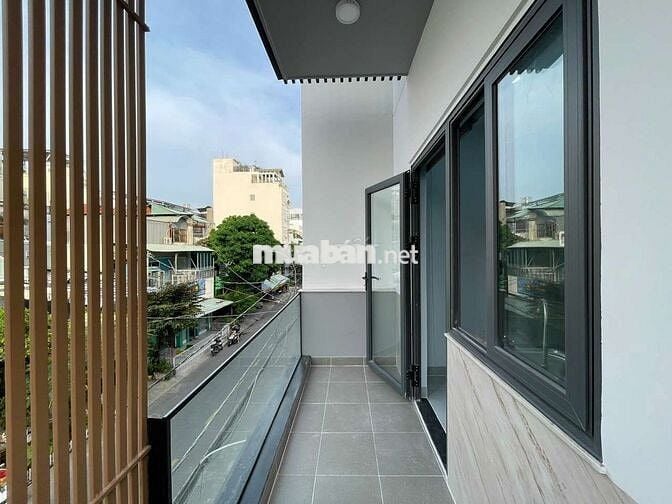 Cho Thuê Phòng stu Balcony Cạnh Lotte mart, cầu Kênh Tẻ, Đh TDTU