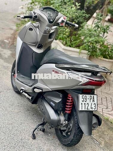 Lead 4 val bản đặc biệt