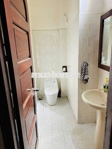 Cho thuê nhà HXT 82/1A Nguyễn Xí, Phường 26, Q.Bình Thạnh