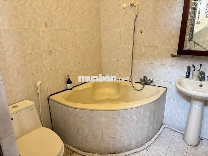 Cho thuê nhà HXT 82/1A Nguyễn Xí, Phường 26, Q.Bình Thạnh