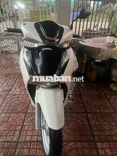 💥 Bán SH 160i ABS trắng chính chủ 3.700km – xe đẹp