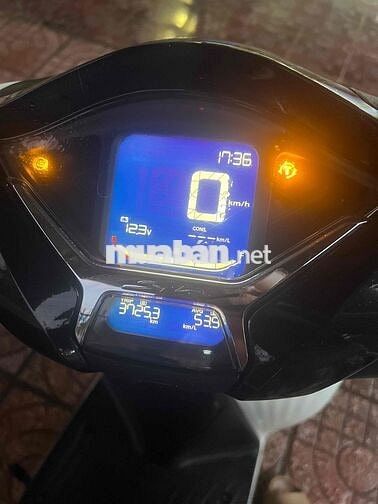 💥 Bán SH 160i ABS trắng chính chủ 3.700km – xe đẹp