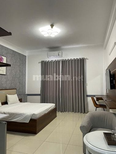 Cần bán khách sạn 3 mặt tiền hẻm 7m Đường Phạm văn Đồng, 1 hầm+ 6 tầng