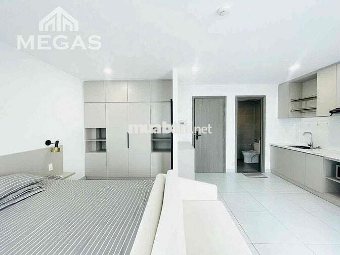 CCMN Luxury Studio lớn Ban Công cực thoáng , Thang máy , Bảo Vệ