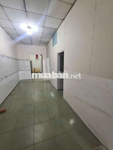 Cần cho thuê gấp  mặt bằng kính đoanh DT 7*30 .1 tầng lửng được 30m