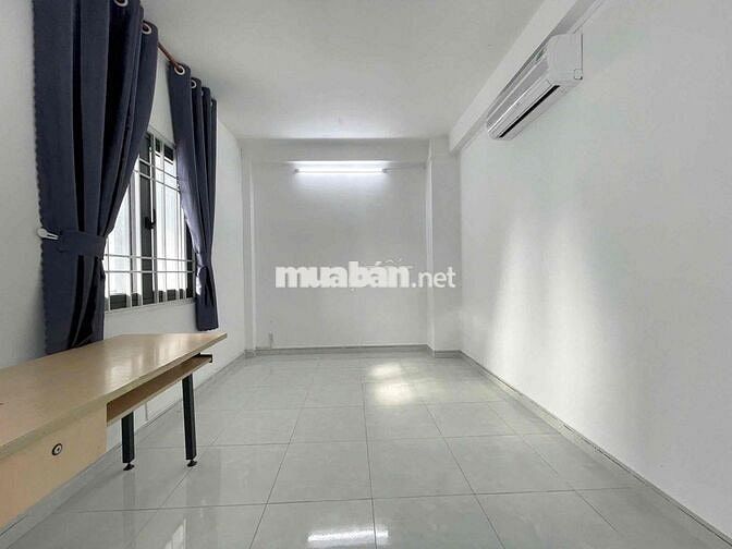 cho Nữ thuê Phòng, ban công siêu rộng