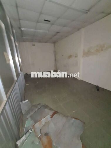 Cần cho thuê gấp  mặt bằng kính đoanh DT 7*30 .1 tầng lửng được 30m