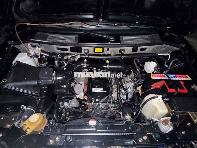 Mitsubishi Jolie 2004