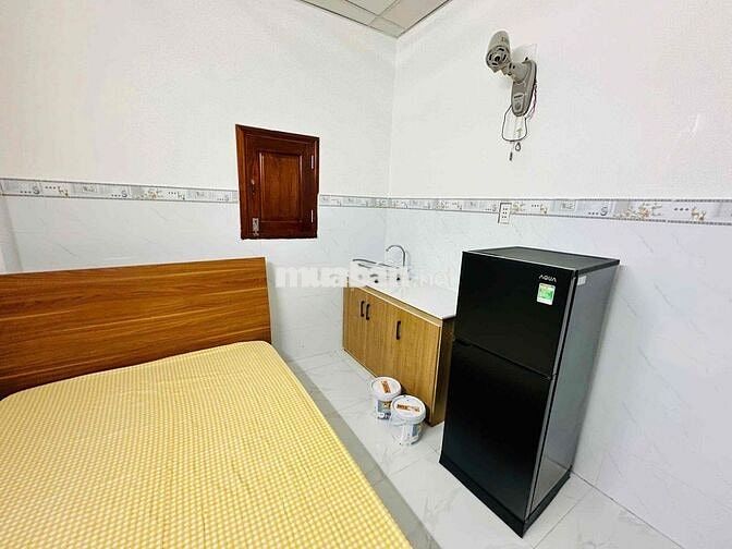 Căn Hộ Mini Ban Công Cửa Sổ Tại Quận 10, Đầy Đủ Nội Thất Gờ Giất Tự Do
