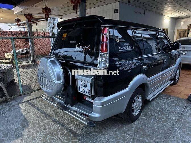 Mitsubishi Jolie 2004