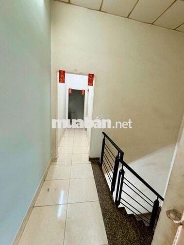 GẦN ĐẦM SEN - Đ.KHUÔNG VIỆT - Q11 - HẺM XE HƠI