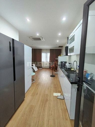 Cho thuê nhà 60m2 * 6 TẦNG – VÕ CHÍ CÔNG,