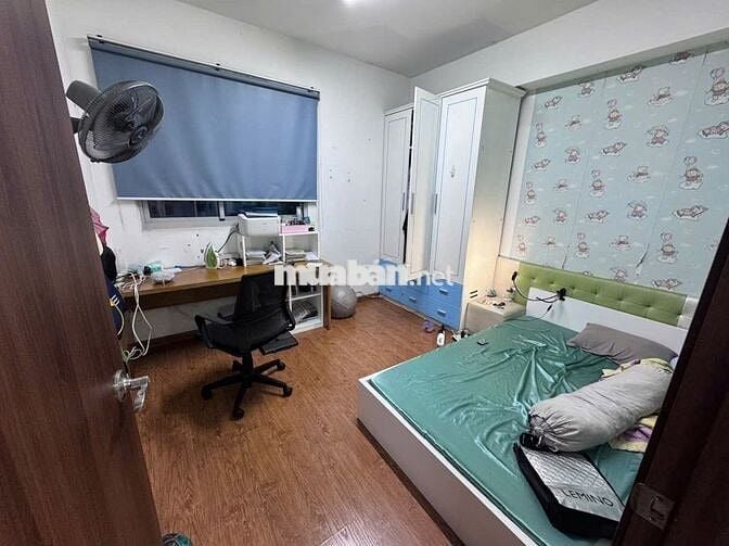 Cho thuê hot căn hộ 3PN Khu Ruby - Celadon City. Giá chỉ 13tr5 / tháng