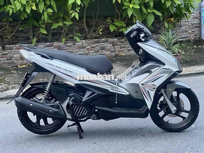 Xe honda ảiblade 2014 màu trắng xám đen mỡi 95%